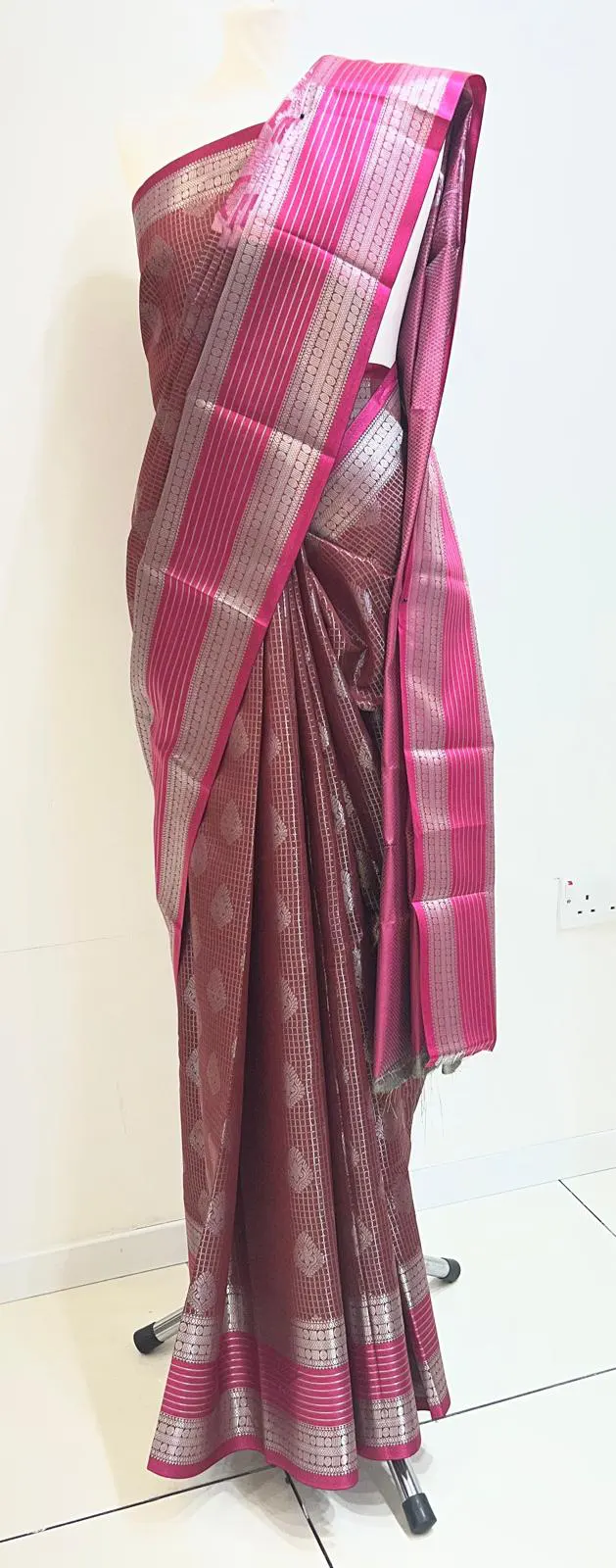 Rose Pink Silver Zari Border Saree
