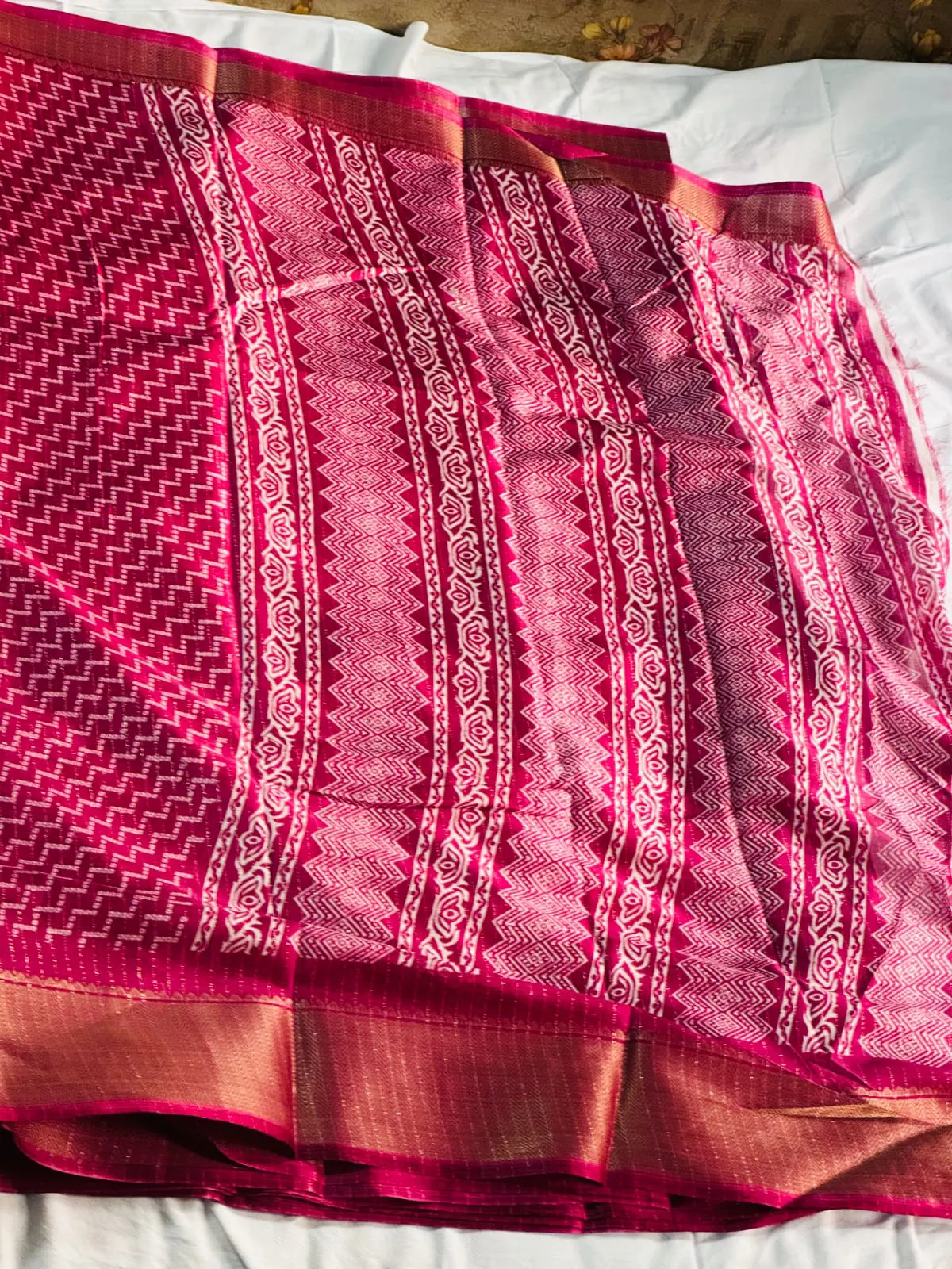 Rani Pink Traditional Pattern Saree with Golden Border