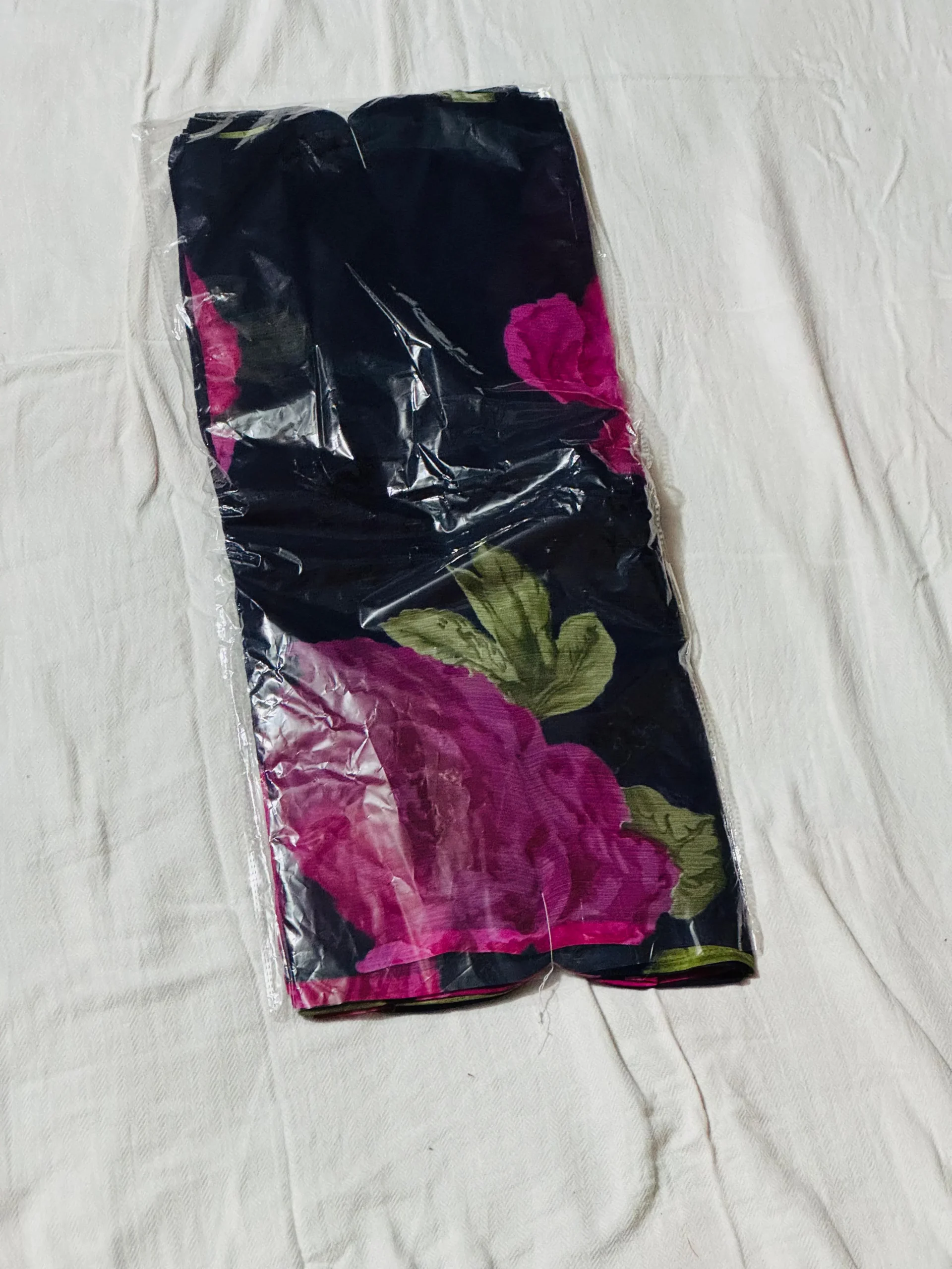 Midnight Black Rose Print Saree