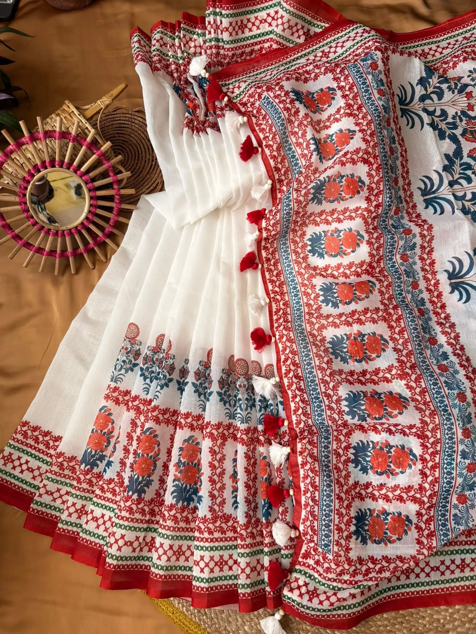White Floral Printed Saree with Red & Blue Border - Image 2