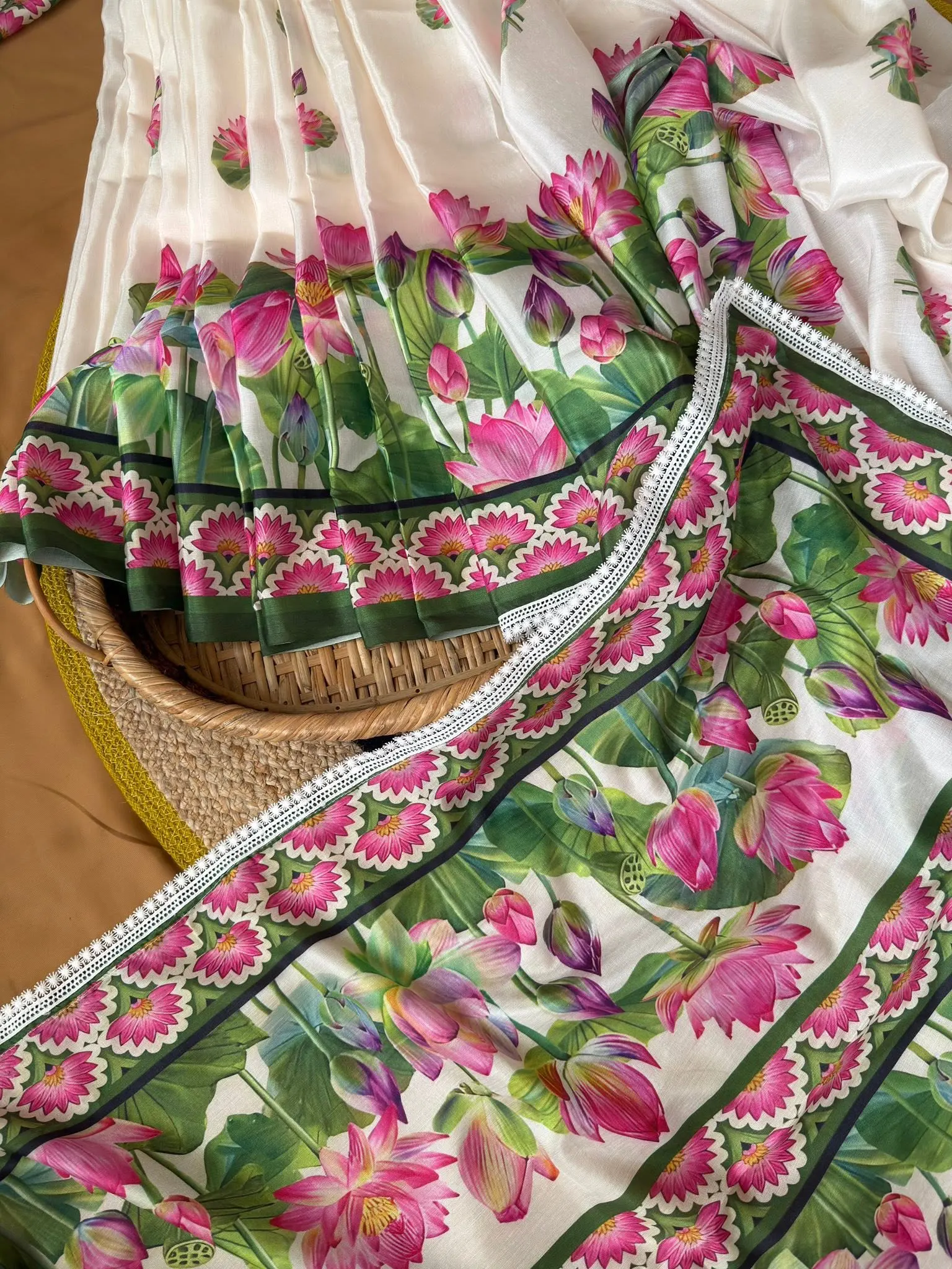 White Lotus Bloom Printed Saree with Green Border - Image 4