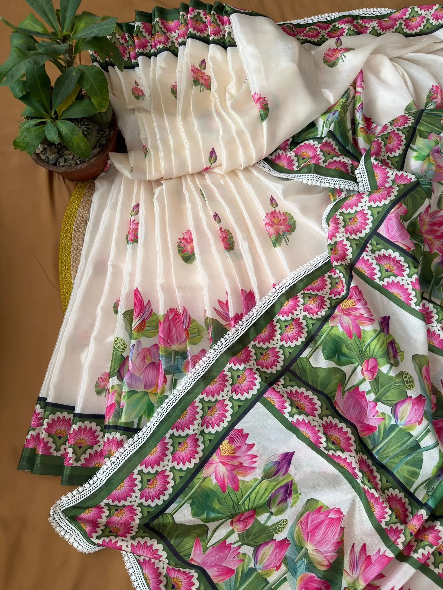 White Lotus Bloom Printed Saree with Green Border - Image 3