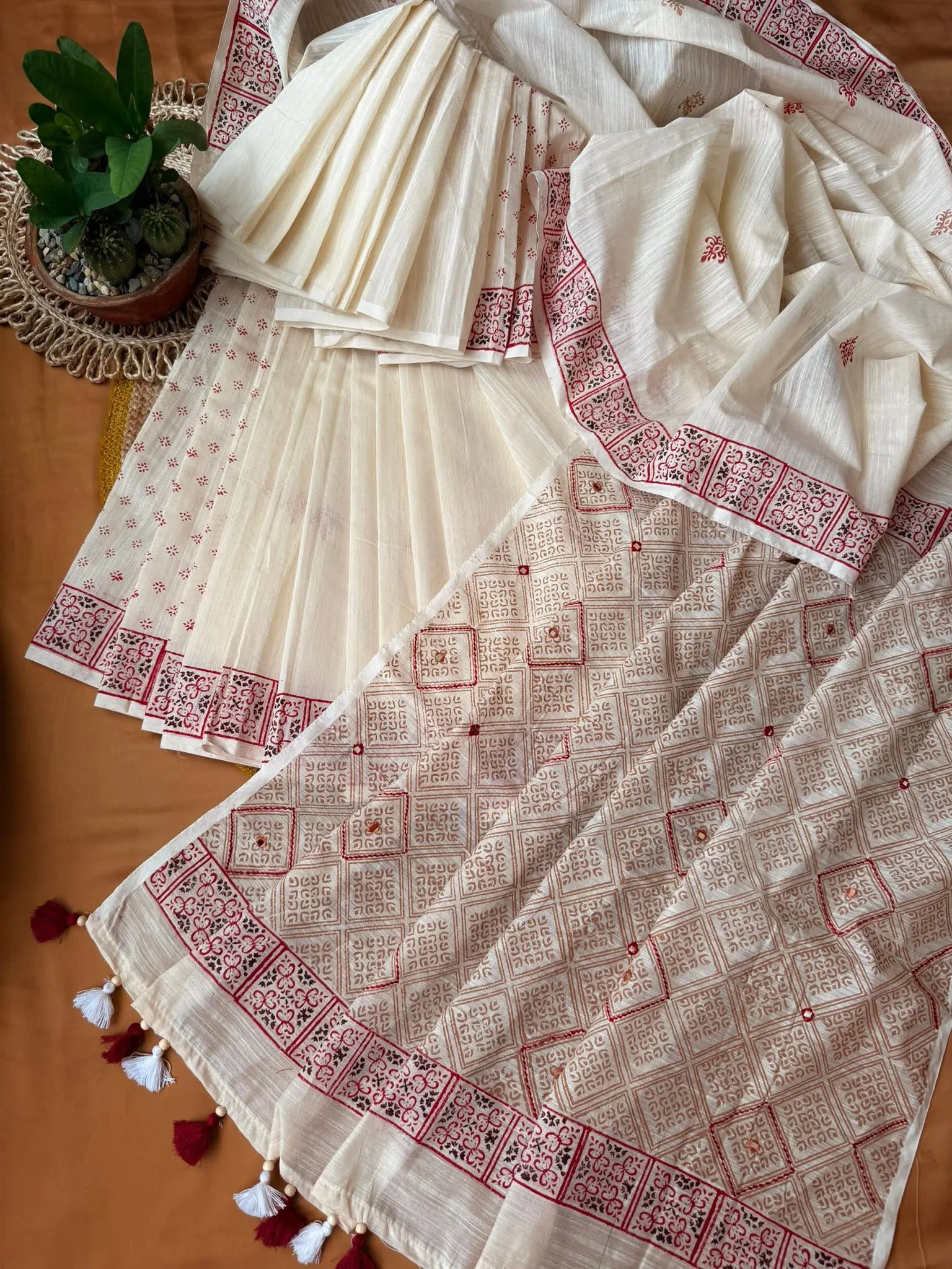 Ivory White Traditional Saree with Maroon Block-Print Border