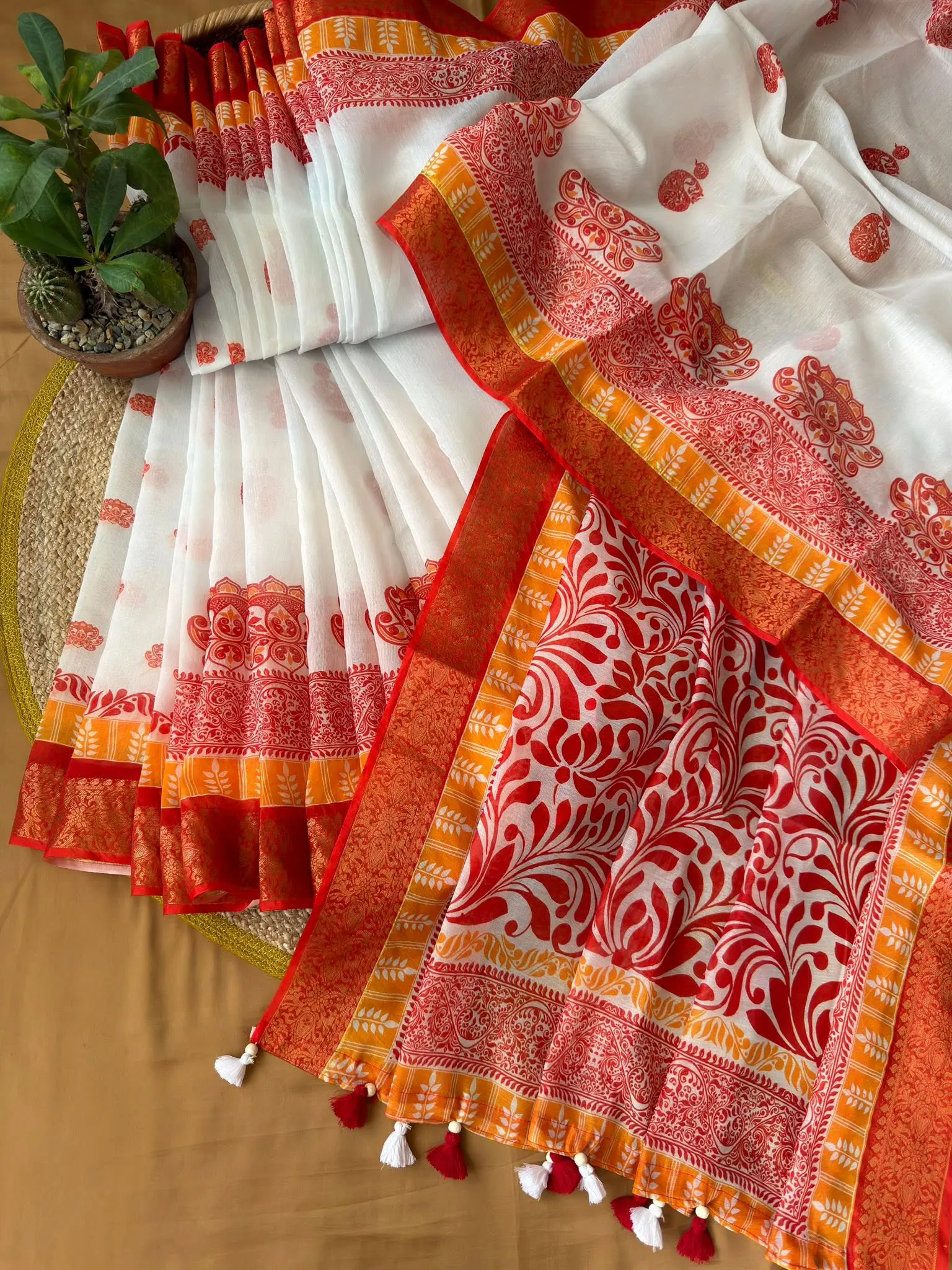 Ivory & Red Paisley Border Saree