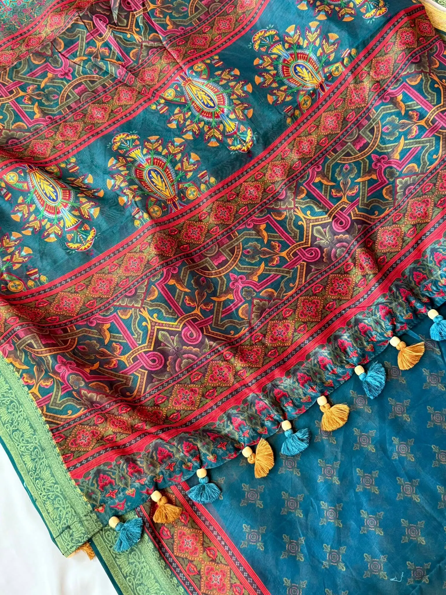 Teal Blue & Magenta Floral Heritage Saree - Image 5