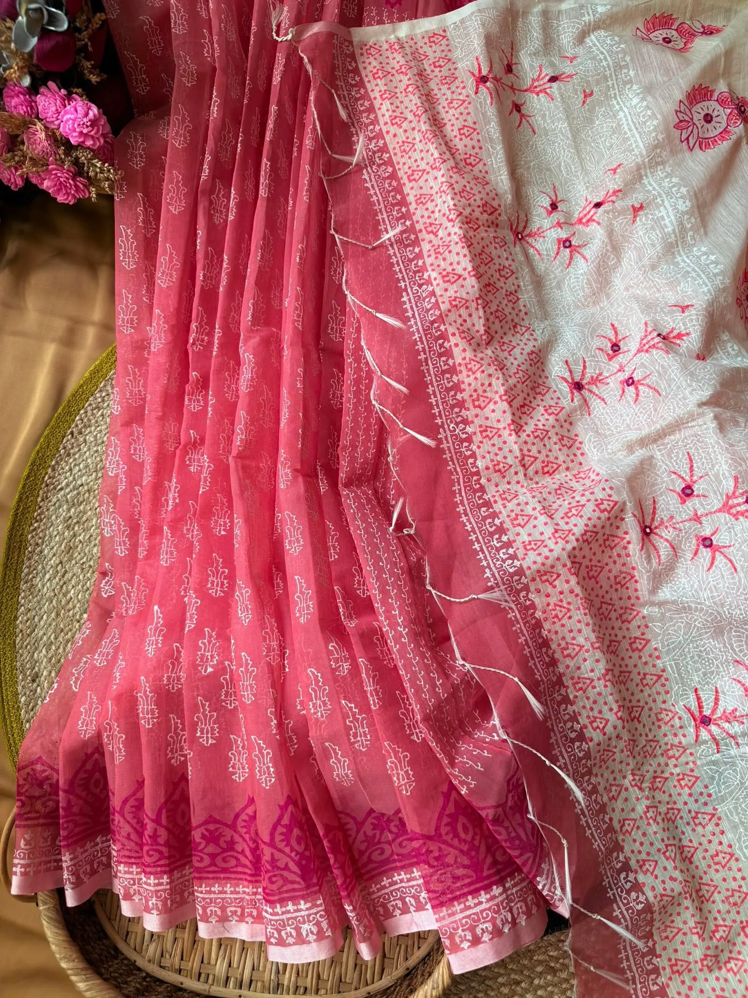 Rose Pink & Ivory Floral Printed Saree - Image 3